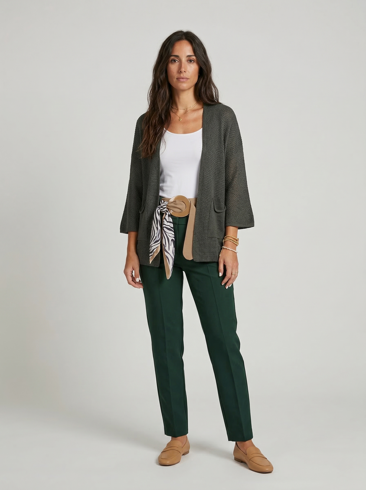 Amanda | Knitted Cardigan for Mid-Season
