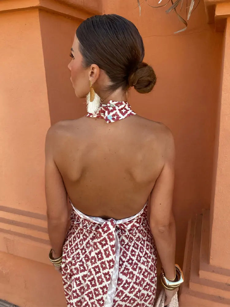 Conjunto Leyre Sofisticación Off-Shoulder y Volantes en Cascada