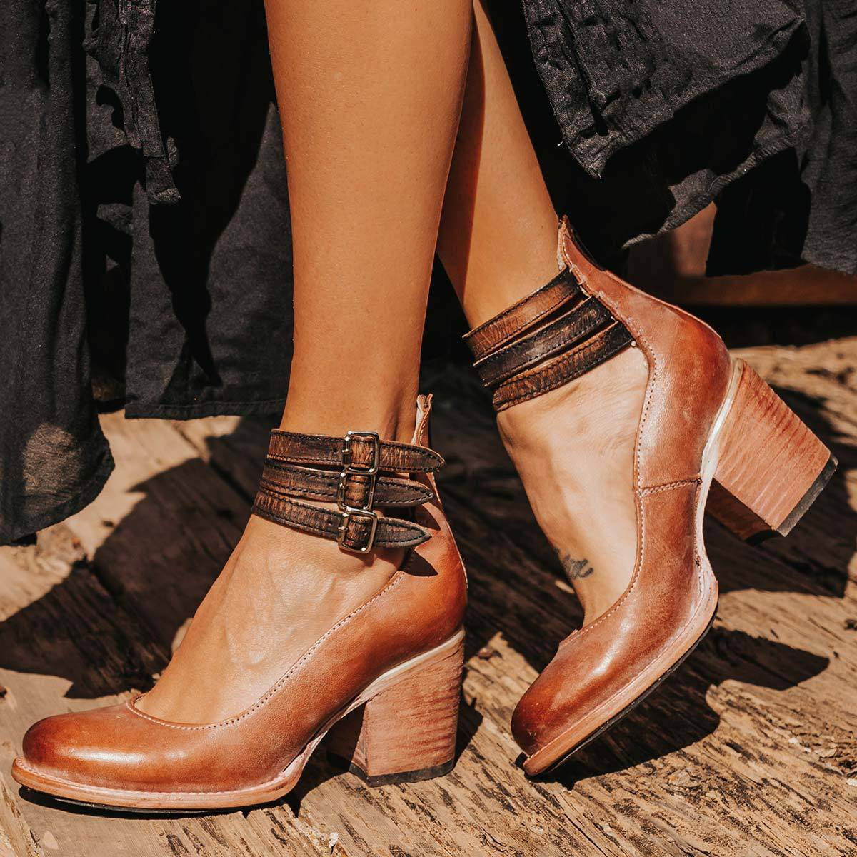 Antiqua | Classic Vintage Heels