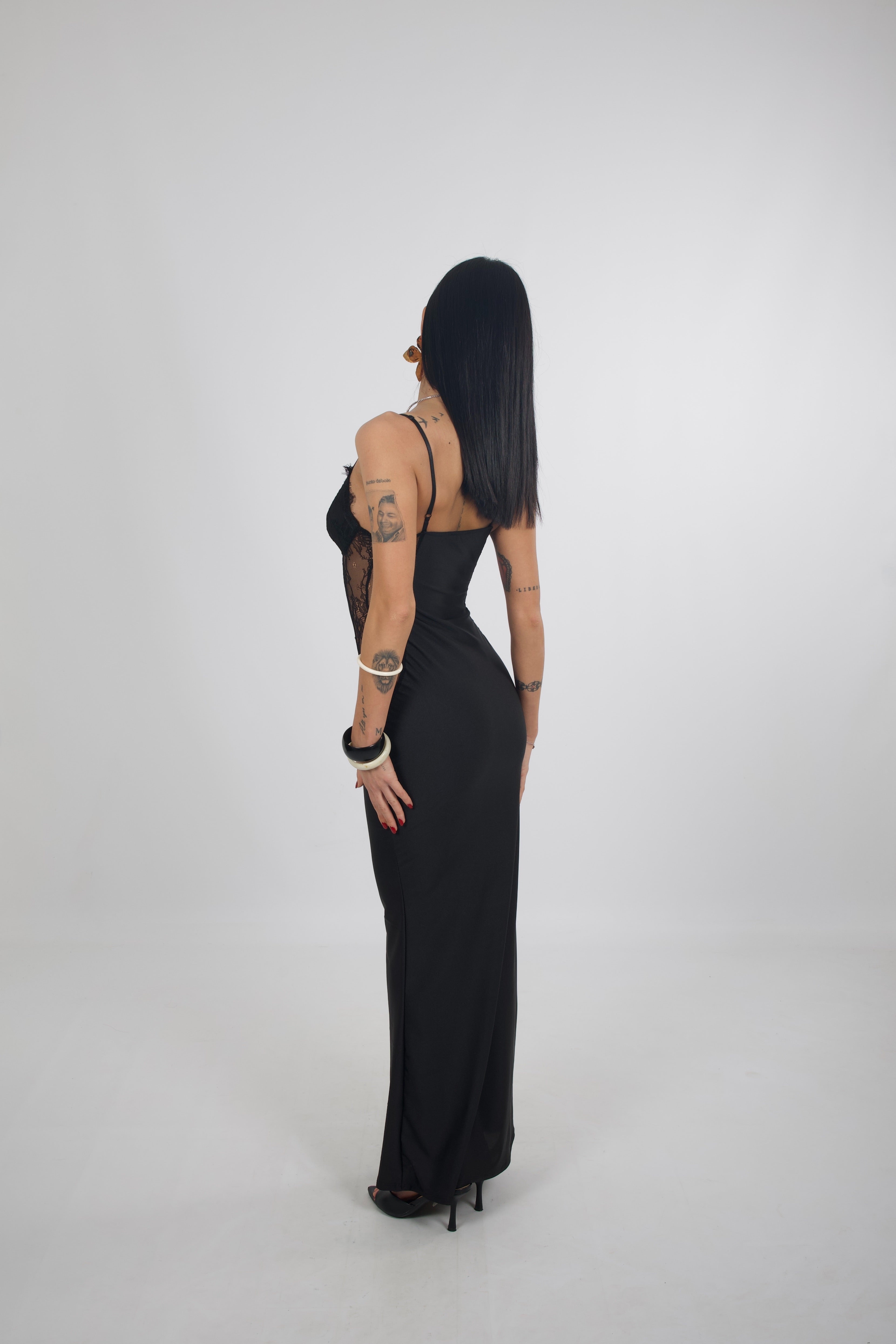 RAQUEL DRESS PRE-ORDER SHIPS BY 30/03