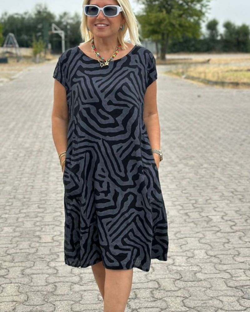 Lola | Round neck summer dress