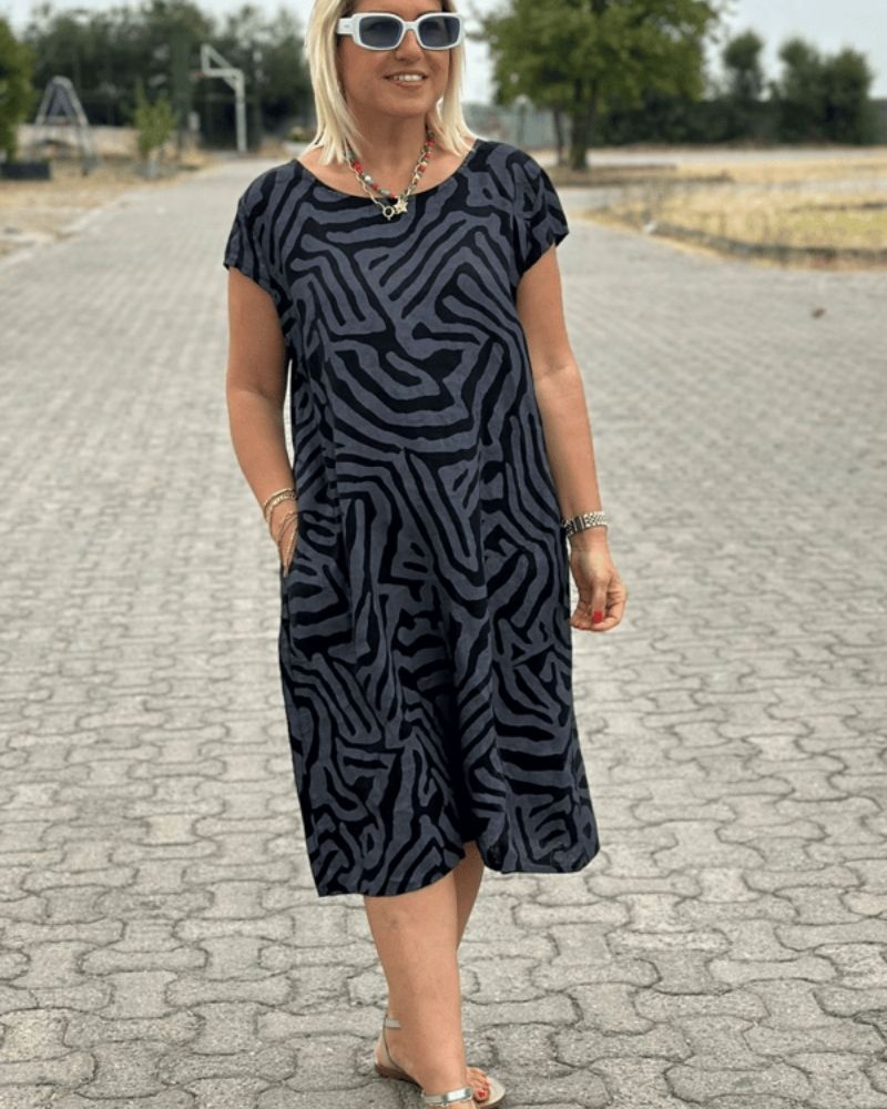 Lola | Round neck summer dress
