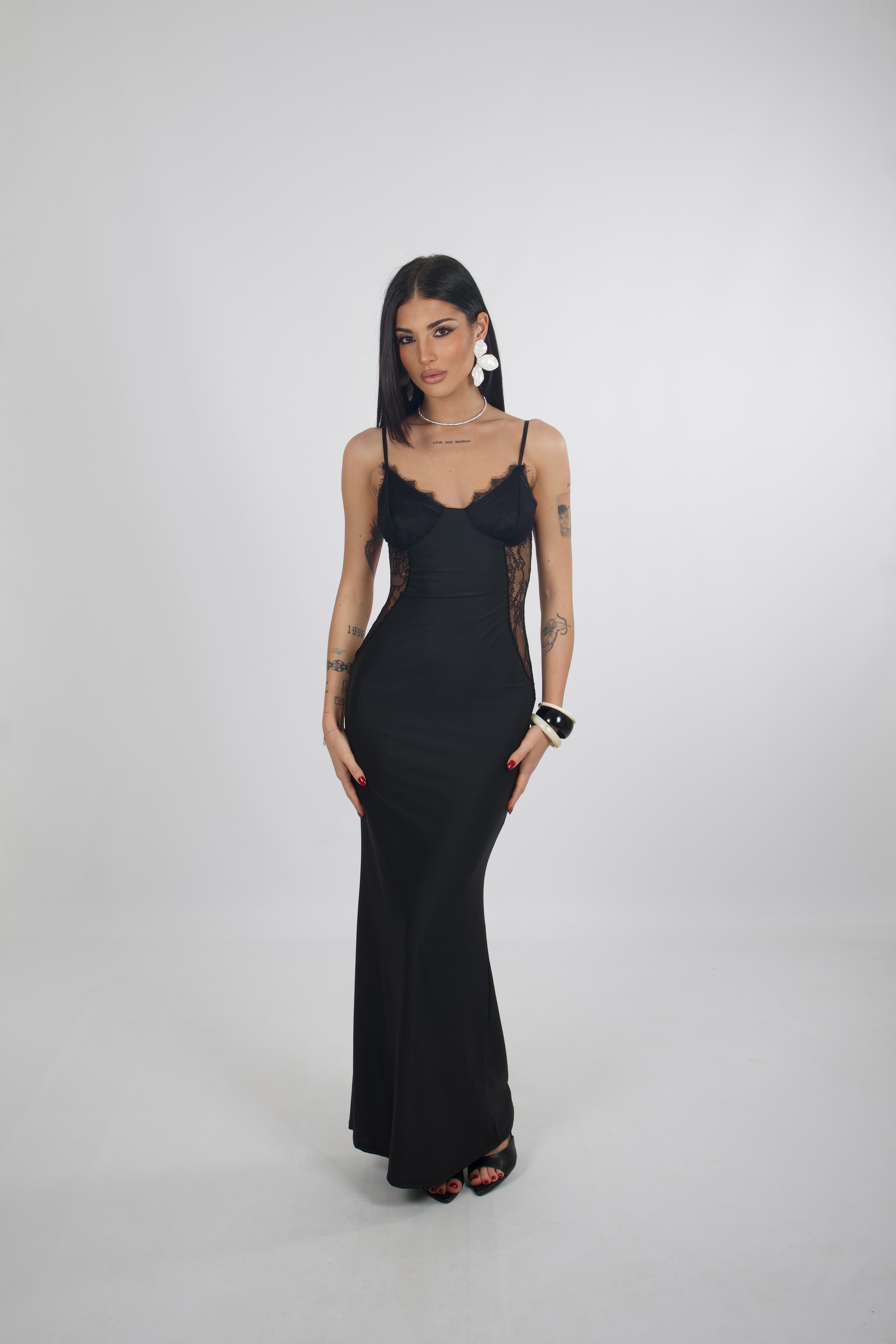RAQUEL DRESS PRE-ORDER SHIPS BY 30/03