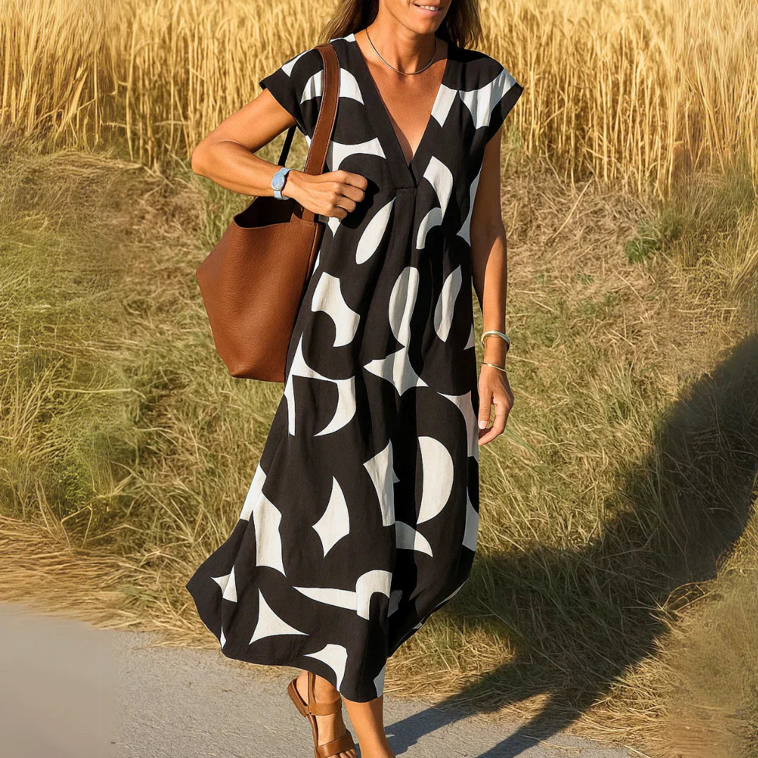 Valeria | Black and White Print Dress