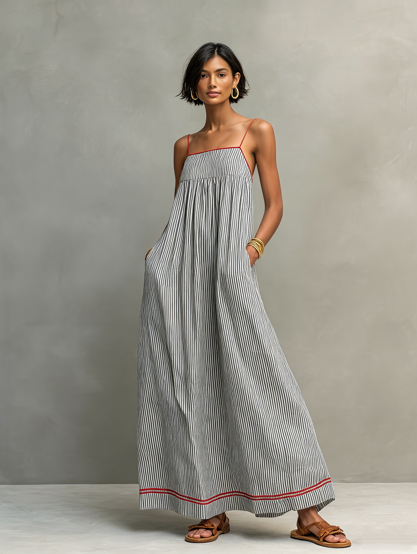 Vestido largo minimalista de rayas