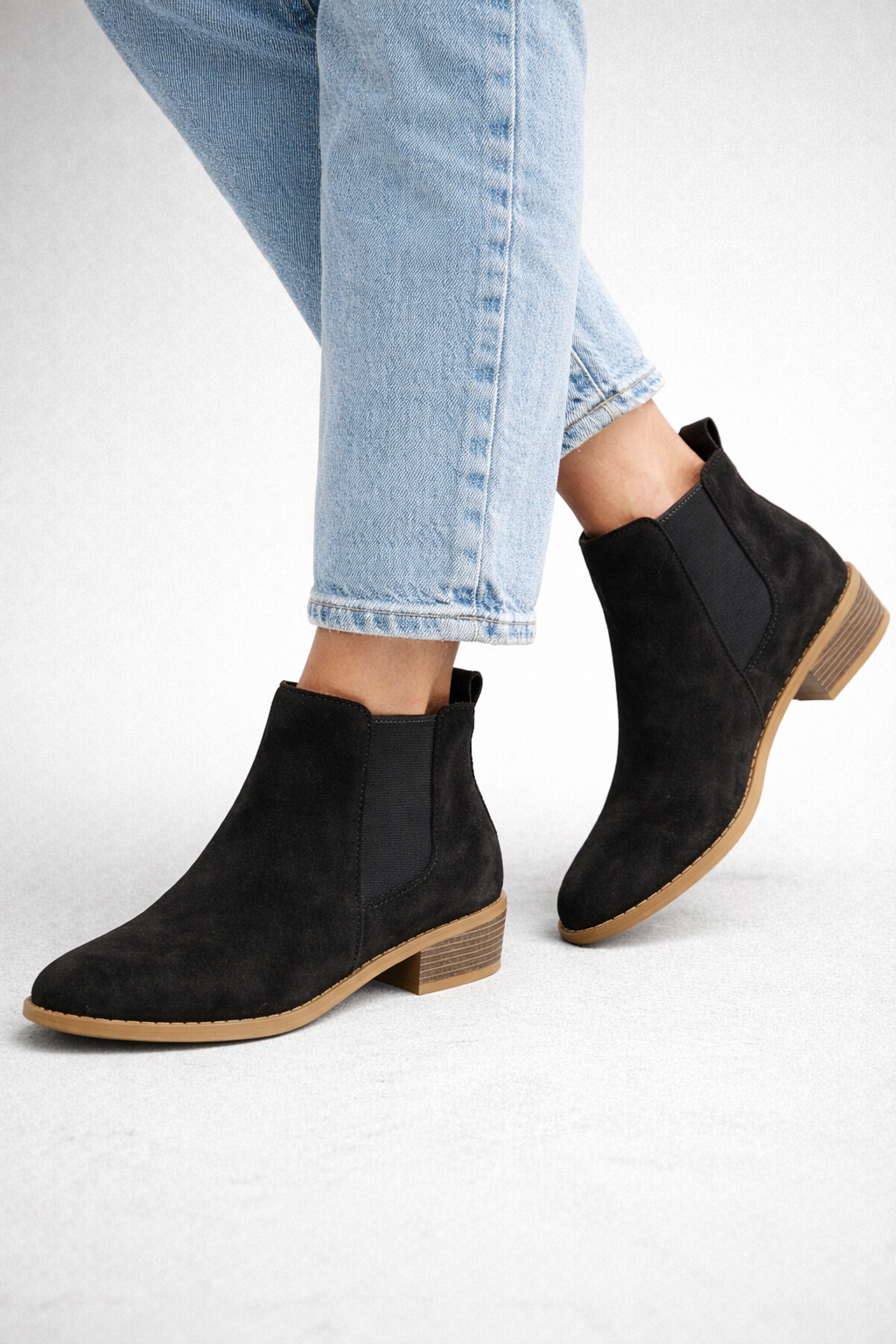 Loretta | Stylish Suede Ankle Boots