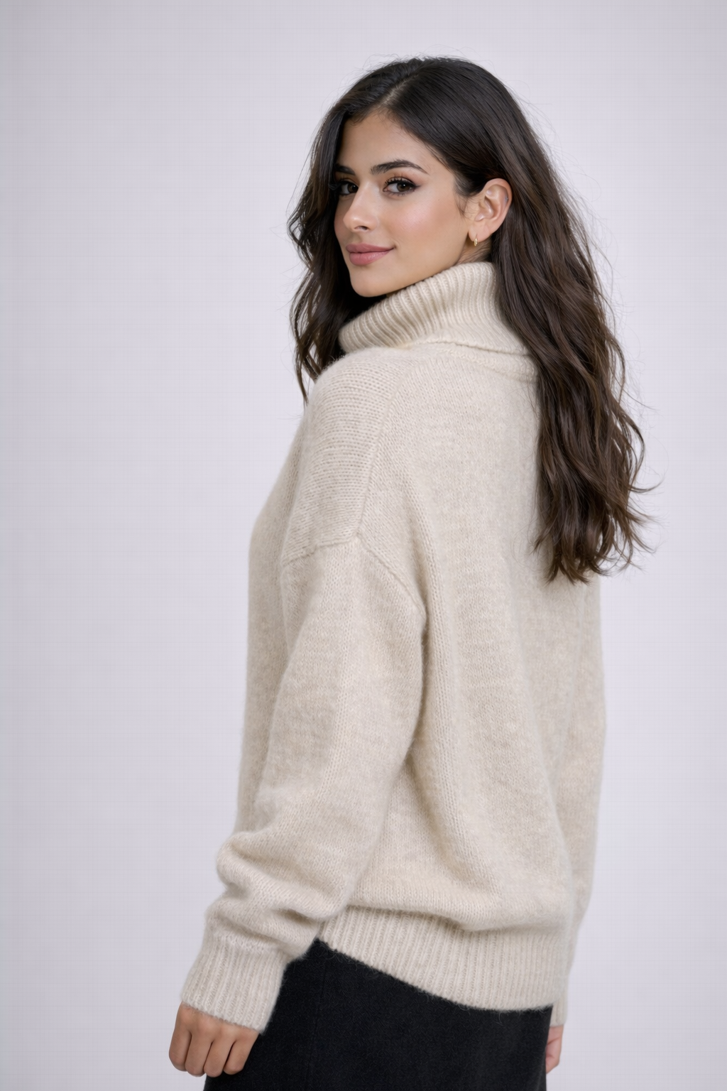 Sienna | Warm and stylish turtleneck sweater, made from high-quality knit fabric