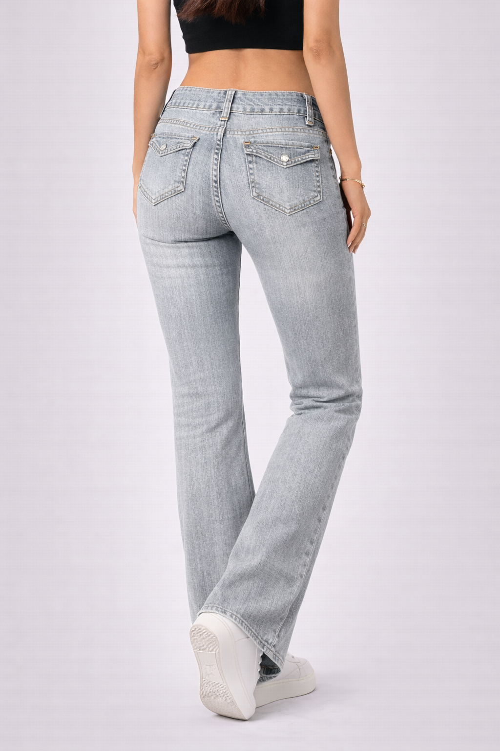 Gabrielle | Low-rise, high-stretch flare jeans