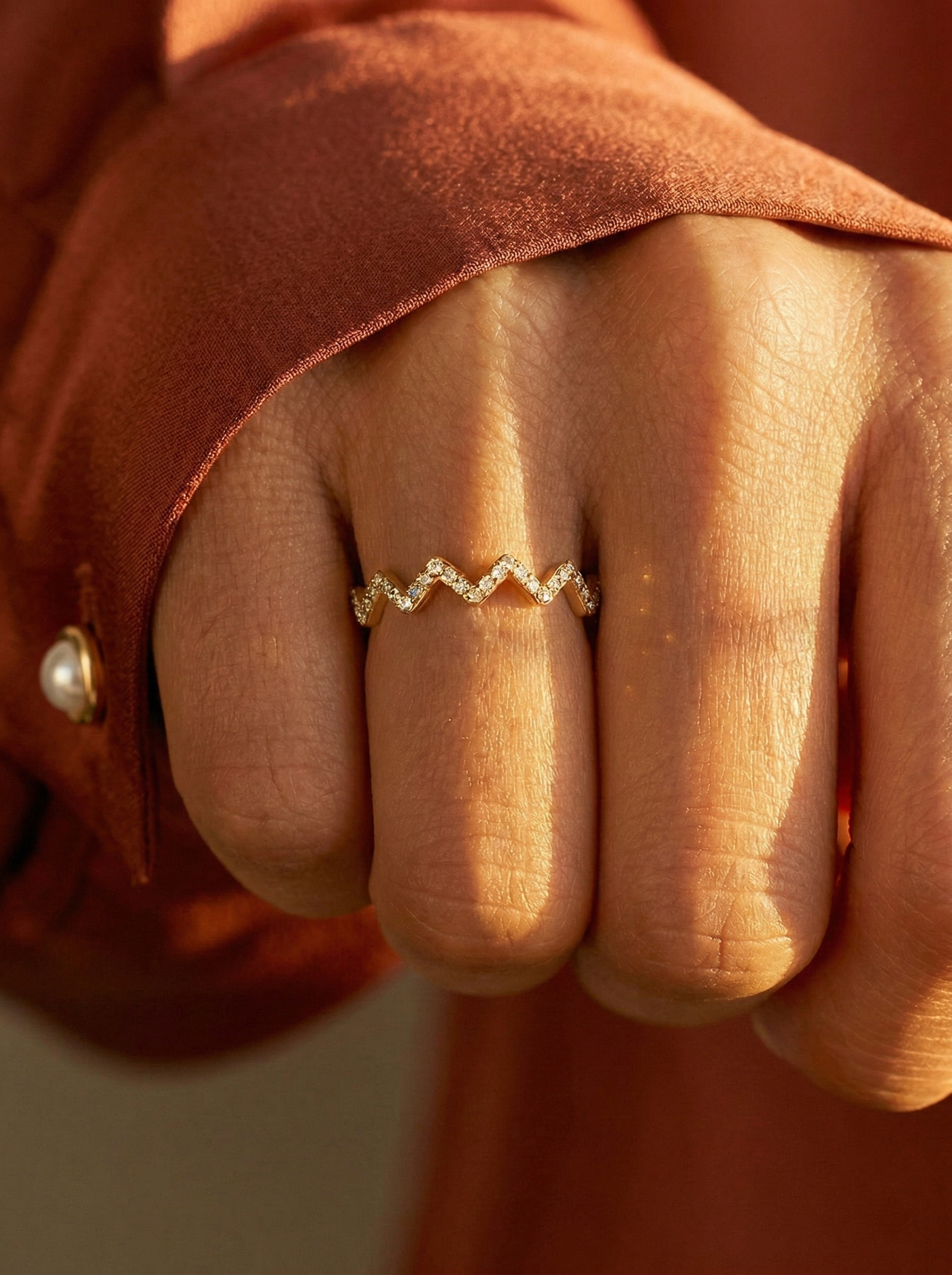 Martina Zigzag Gemstone Ring