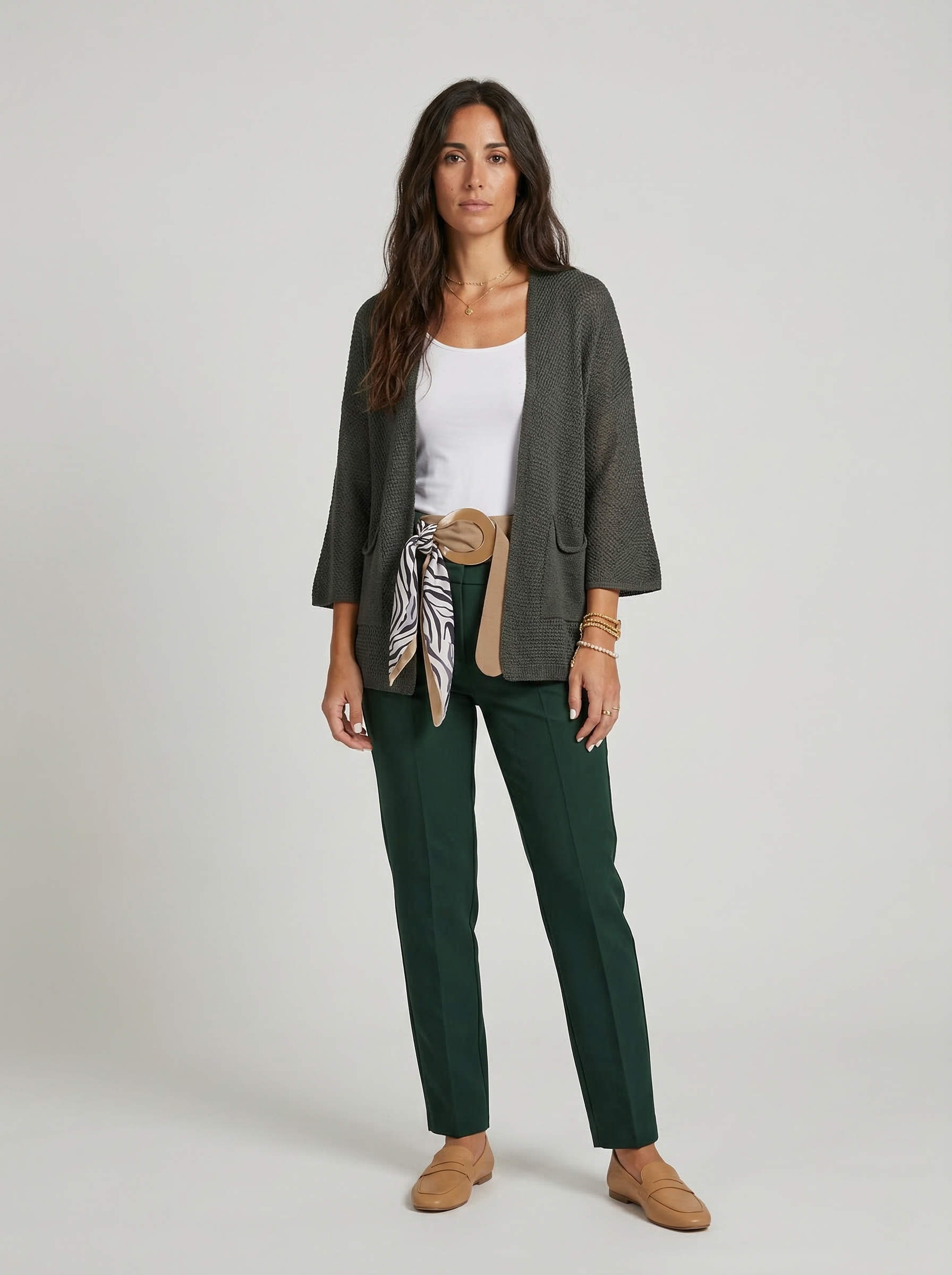 Amanda | Knitted Cardigan for Mid-Season