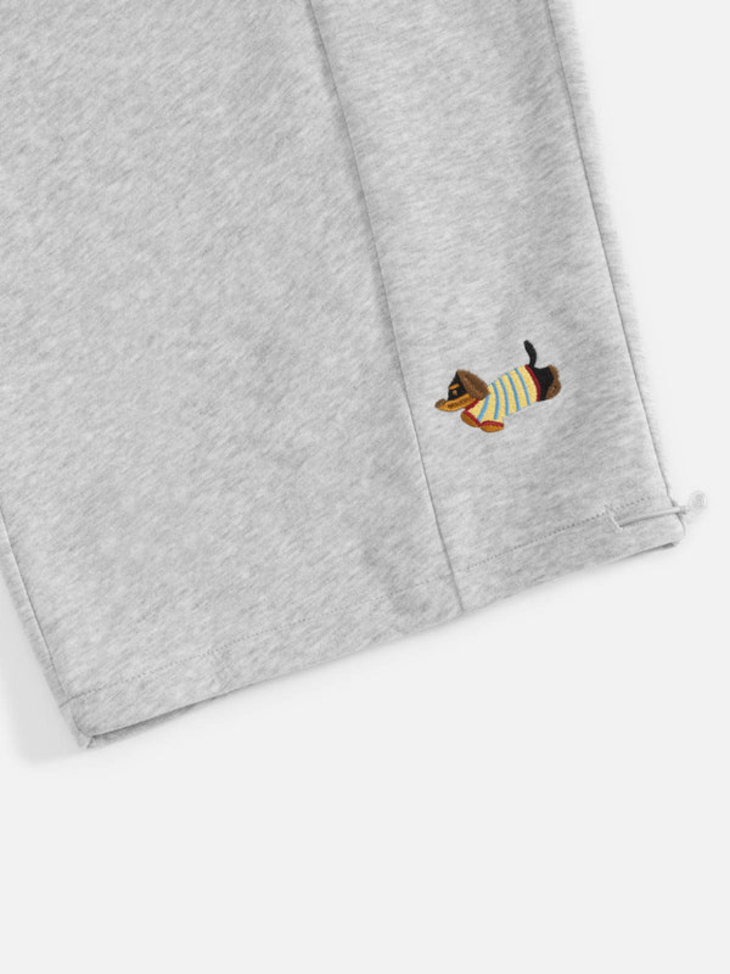 Carol | Barrel joggers with embroidered dogs