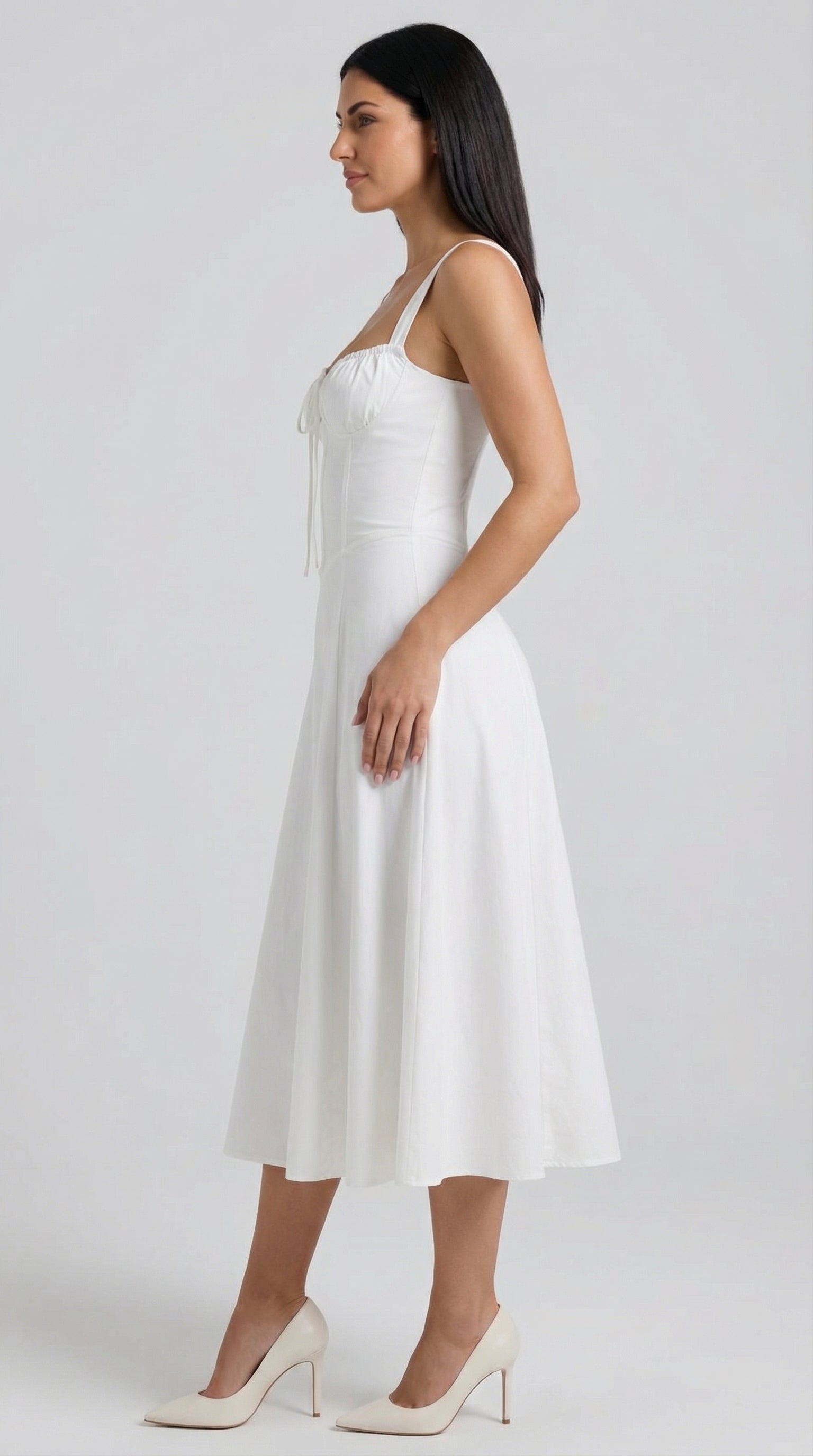 Jade-colored midi dress with laces