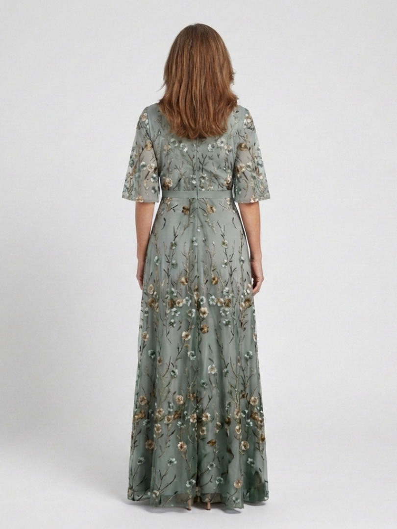 Melodi | Vestido largo de flores con cuello en V