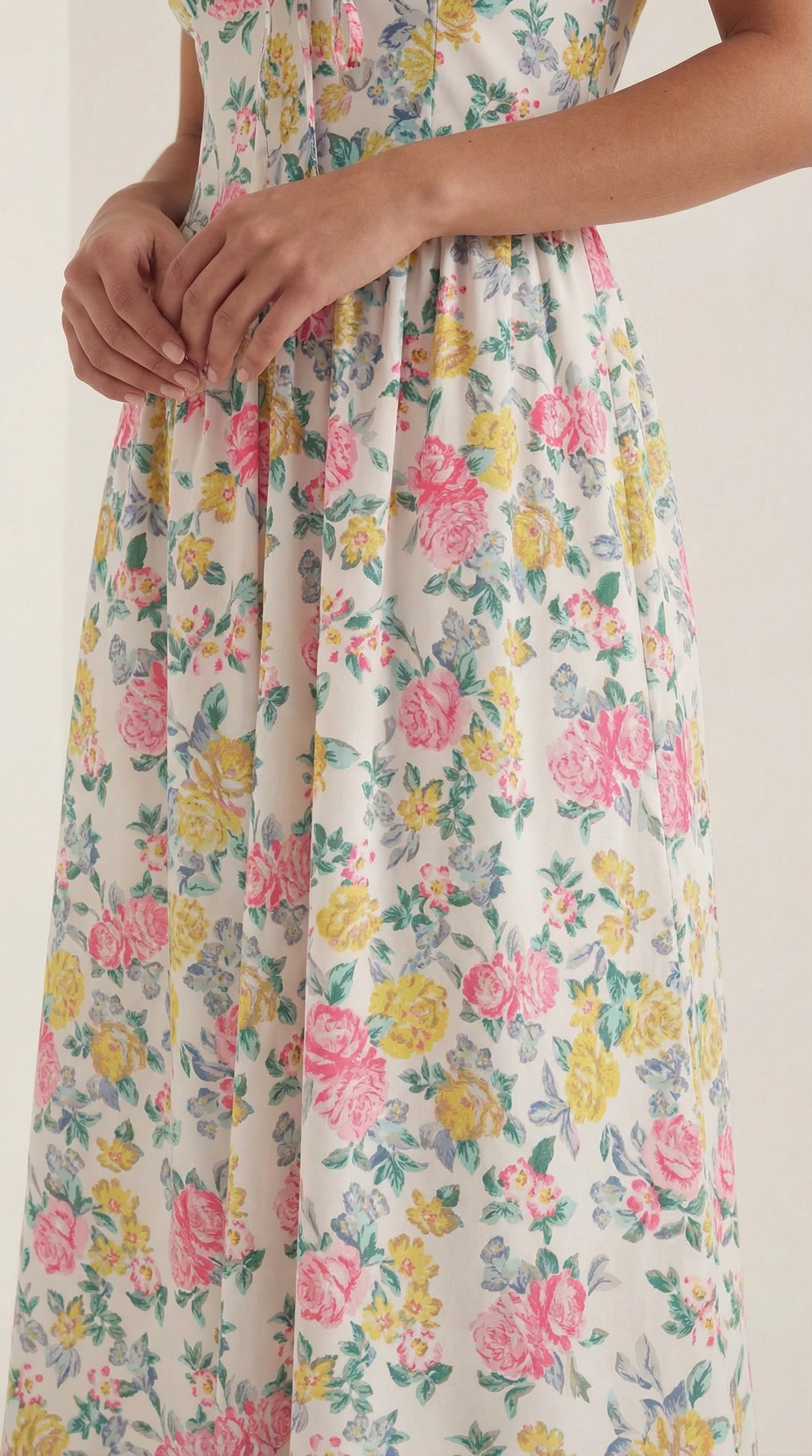 Cassiopeia | Vestido midi con escote en V