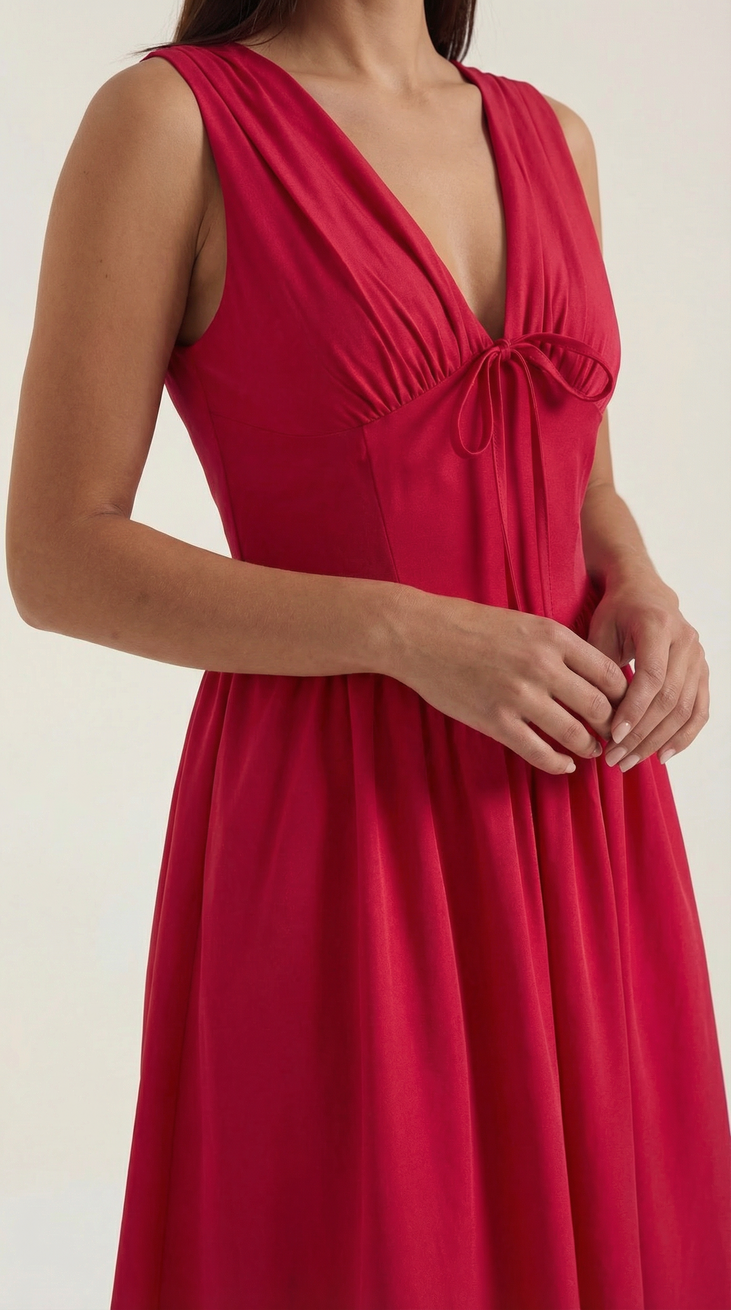 Cassiopeia | Vestido midi con escote en V