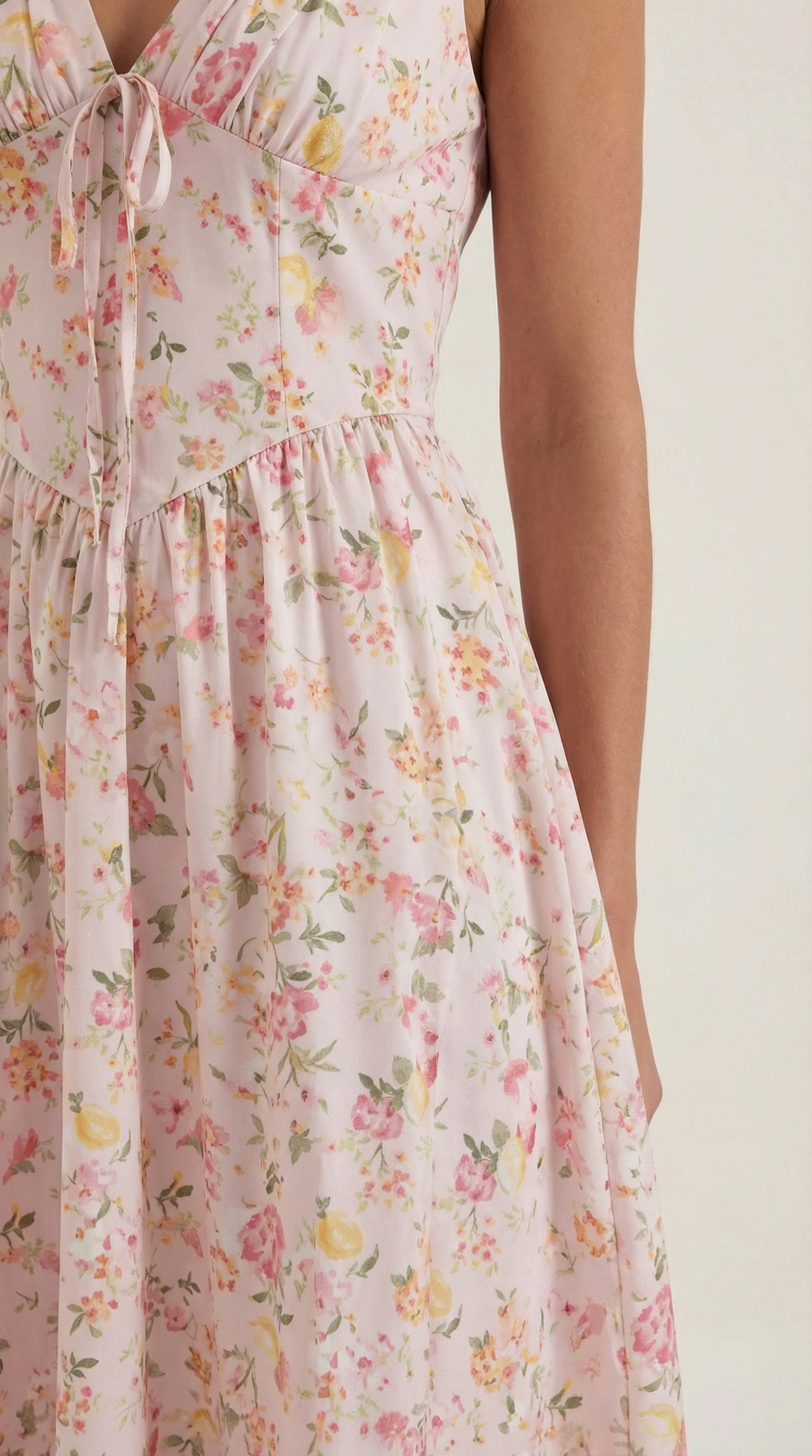 Cassiopeia | Vestido midi con escote en V