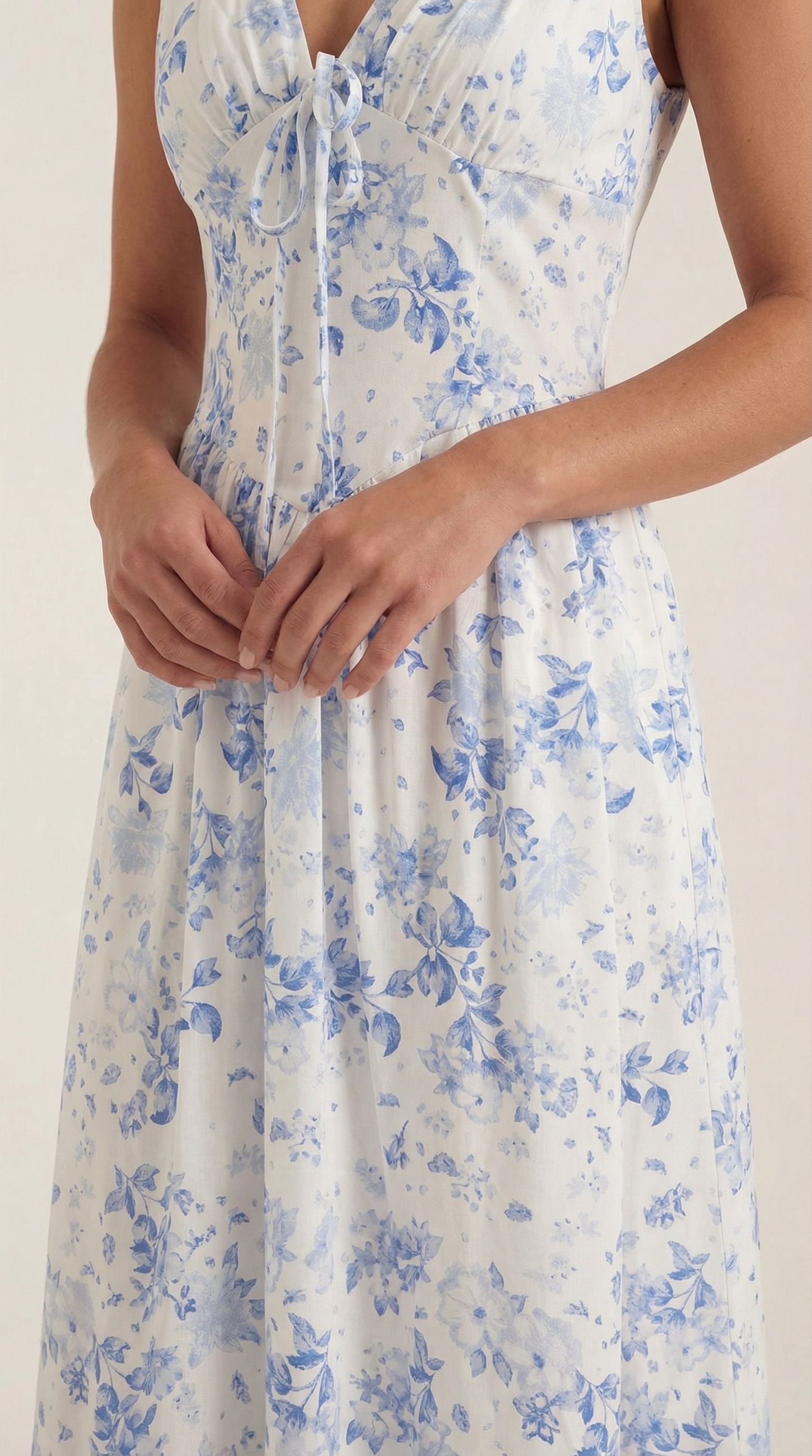 Cassiopeia | Vestido midi con escote en V