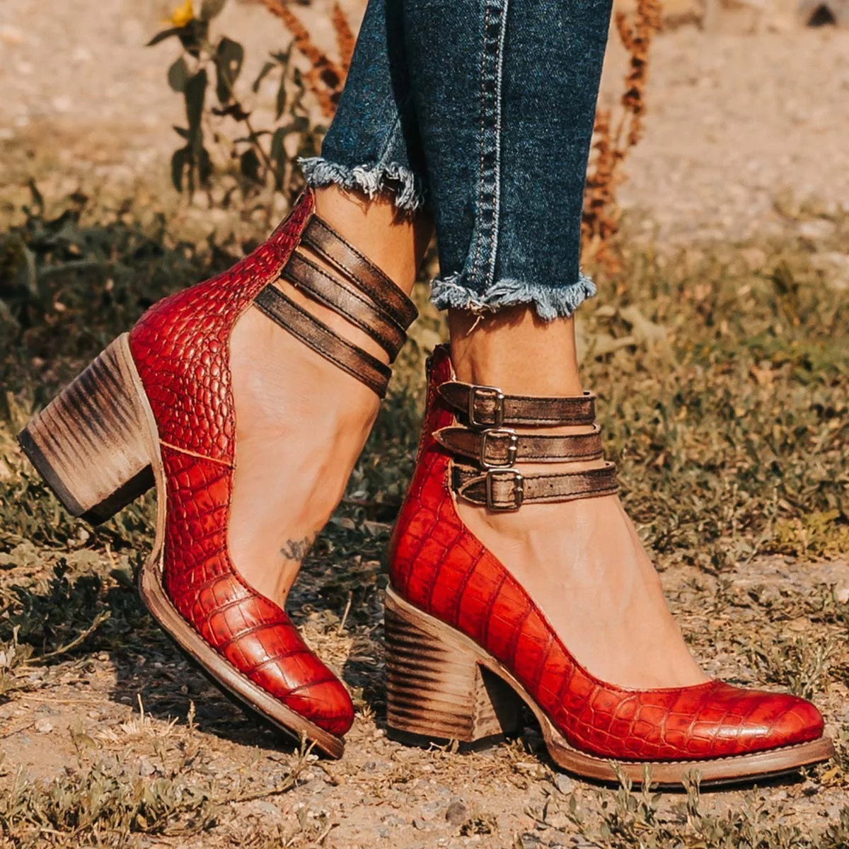 Antiqua | Classic Vintage Heels