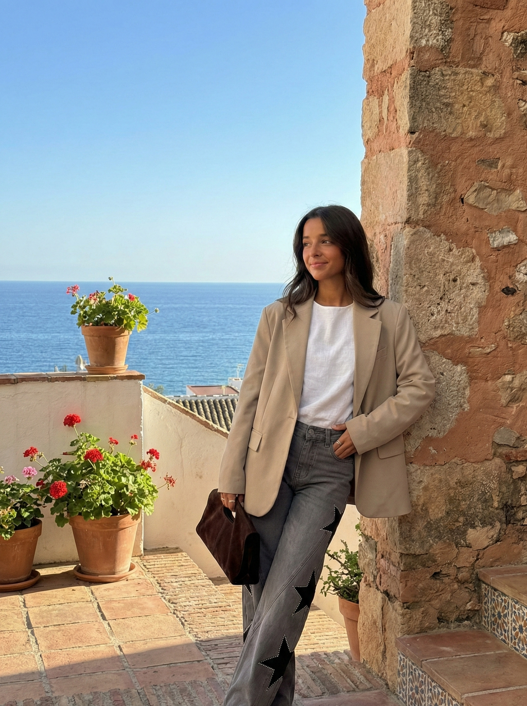 Stella | Straight-leg pants with embroidered stars