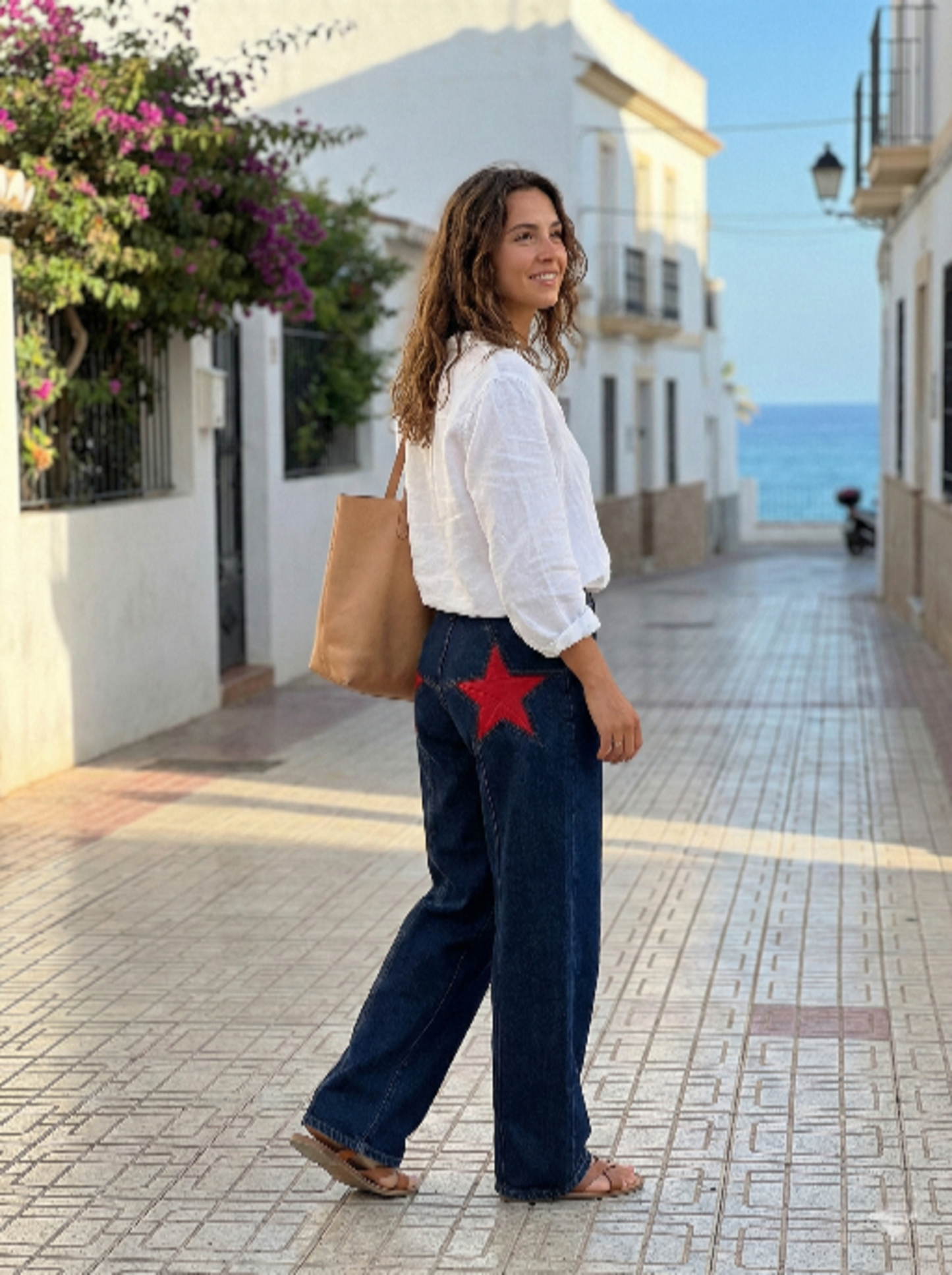 Estrella | Pantalón campana con estrellas bordadas