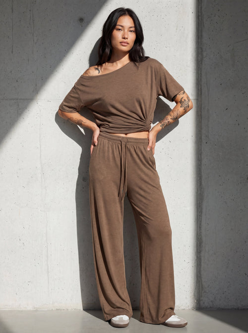 CALM | Lightweight Set