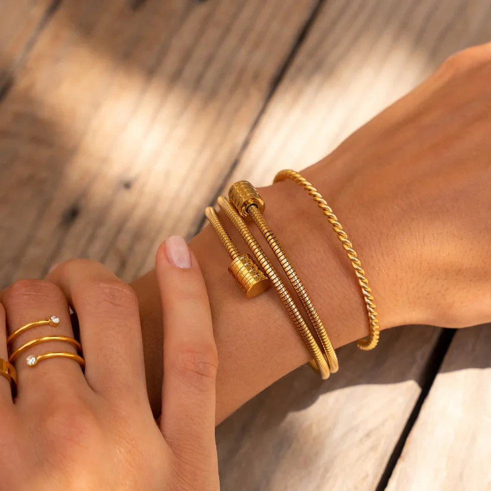 Amanda | Triple spiral gold-plated bracelet