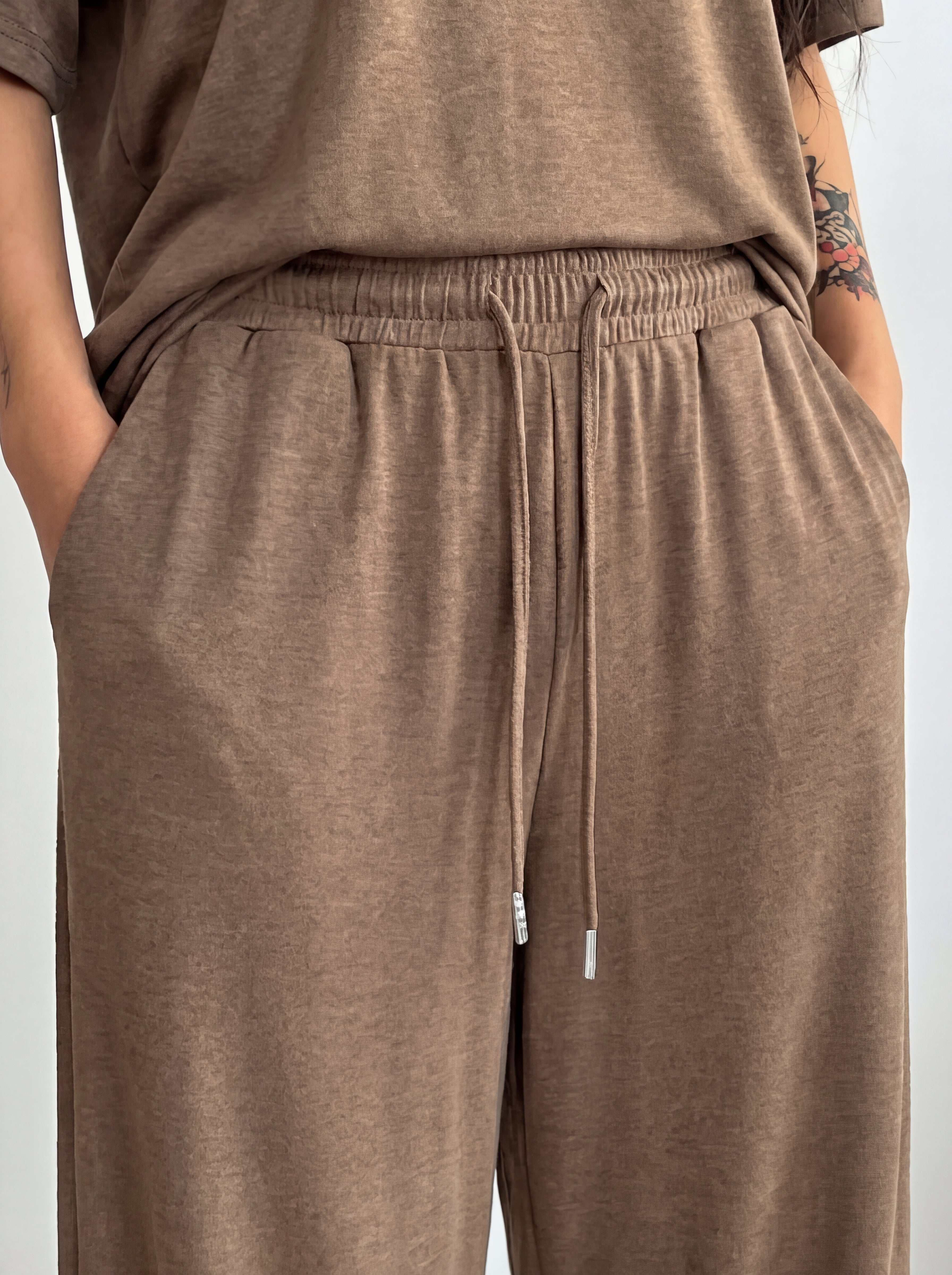 CALM | Lightweight Set